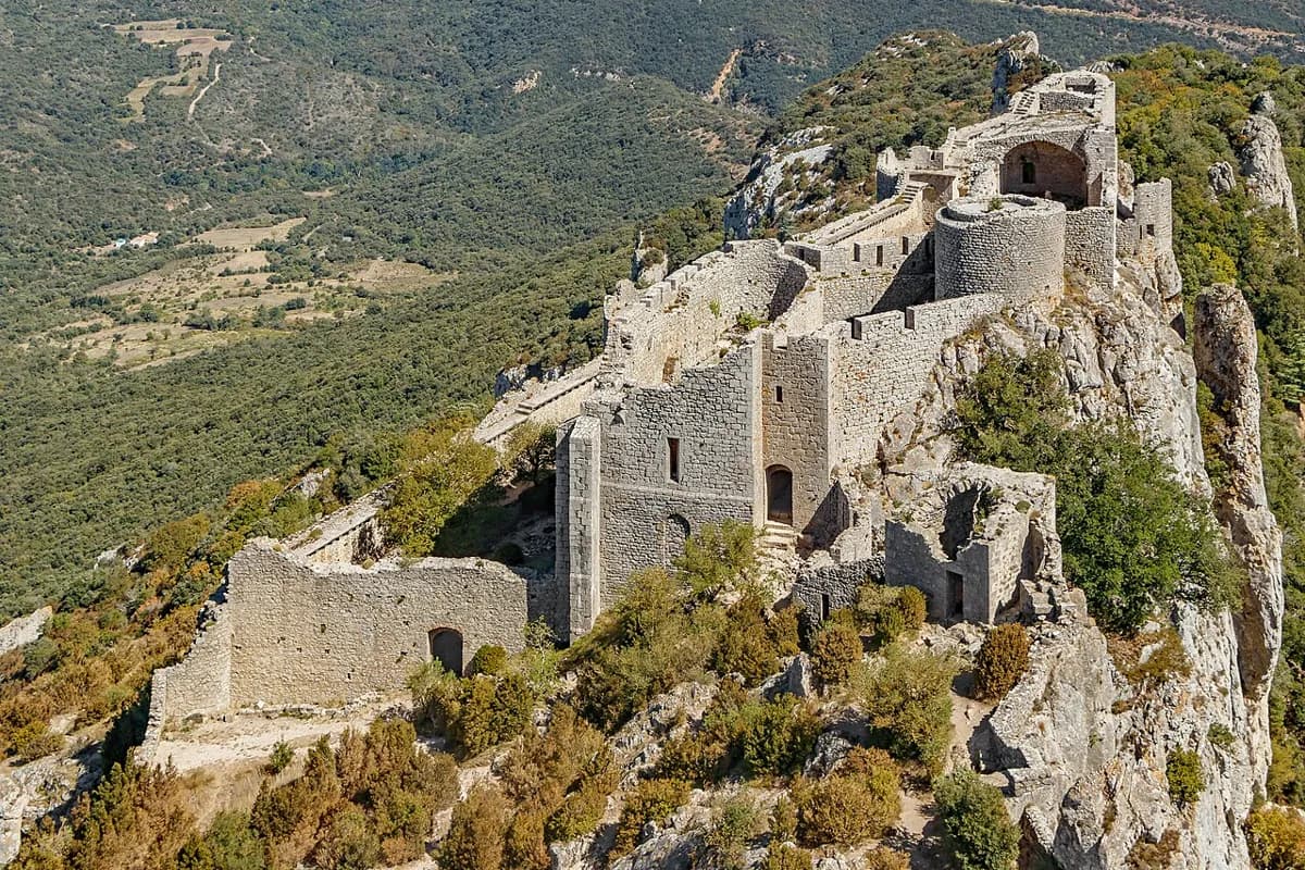 Le château de Peyrepertuse, dans les Corbières